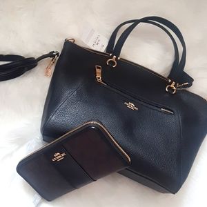 🤩Coach crossbody bag (No wallet) 🤩 ( BRAND NEW NEVER USED )